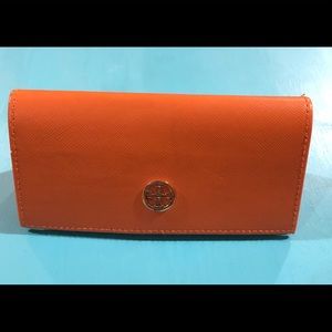 [SOLD]  Tory Burch Sunglasses Case